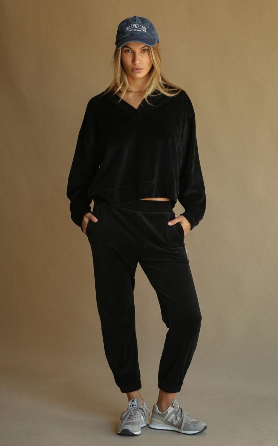 Bottoms Araminta James | Velour Trackpant Noir